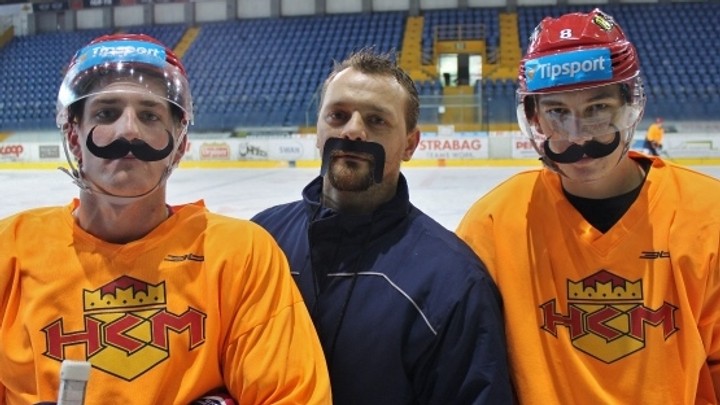 Movember je šancou získať podpísaný dres HKM